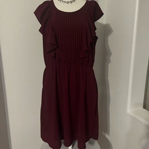 Nice Burgundy/plum dress w/pockets. Excellent condition